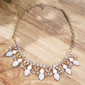 Gorgeous statement necklace
